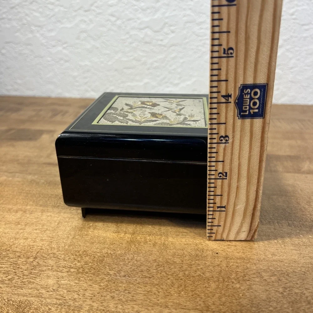 Vintage San Francisco Music Box Co Black Lacquer Jewelry Hummingbird Box